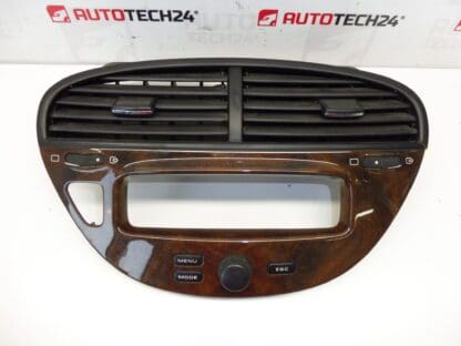 Panel central con aireadores y mandos Peugeot 607 8265G0