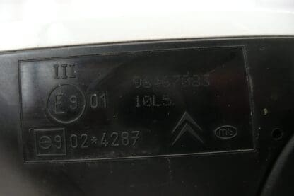 Espejo retrovisor izquierdo Citroën C4 8149ZT