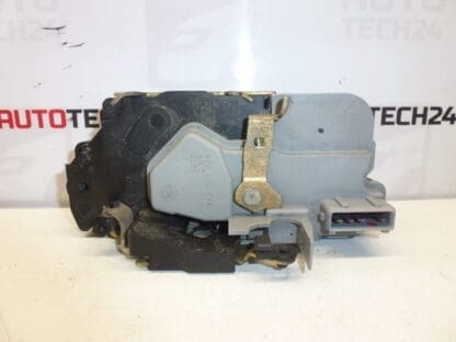 Cerradura puerta trasera derecha Peugeot 206 913887