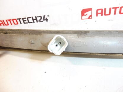 Fareo derecho Peugeot 807 630397