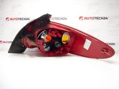 Piloto trasero izquierdo original Peugeot 206 3/5 puertas del 7/2003 6350S0