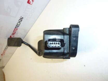 Pedal acelerador Citroën Peugeot Bosch 9655467180 - Imagen 2