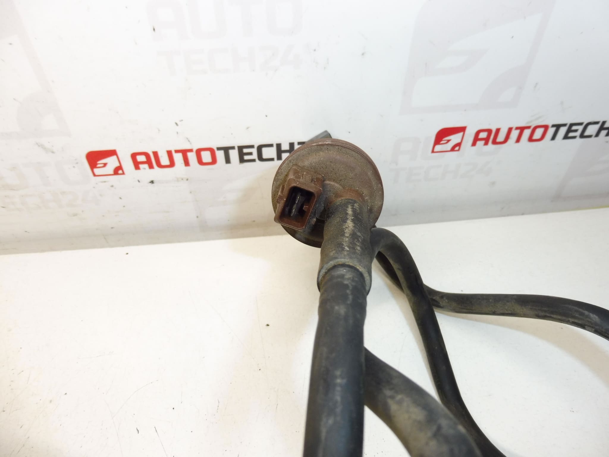 Conexión de carbón activado Citroën Xsara Picasso 16287G 1505VT 1505VV 1505ZJ - Imagen 2