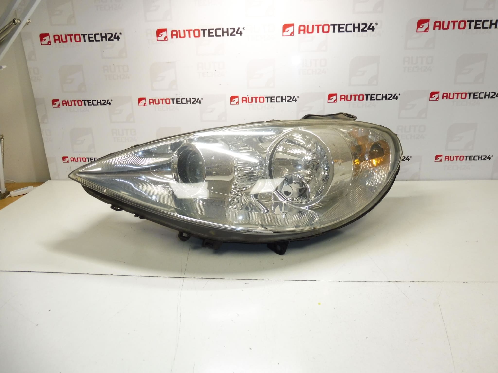 Peugeot 807 faro delantero izquierdo 1400964380 89901574 6208F1